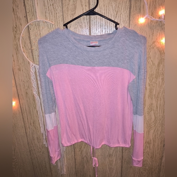 BOGO🆓 -Long Sleeve Comfy Color block Tee - Picture 1 of 4
